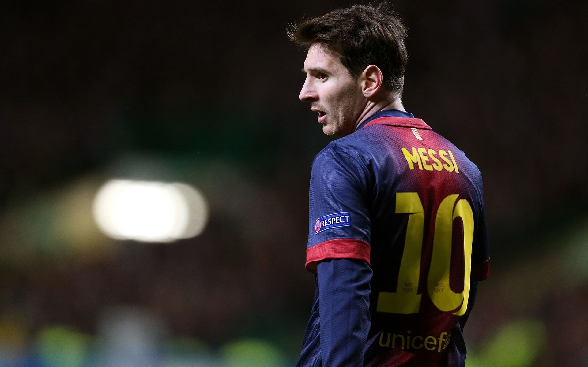 利亚抱有极 利亚抱有极