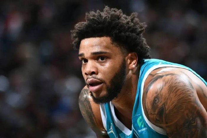 上场表现的 上场表现的